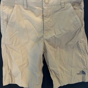 The North Face Boys Beige Outdoor Hybrid Shorts 2017
